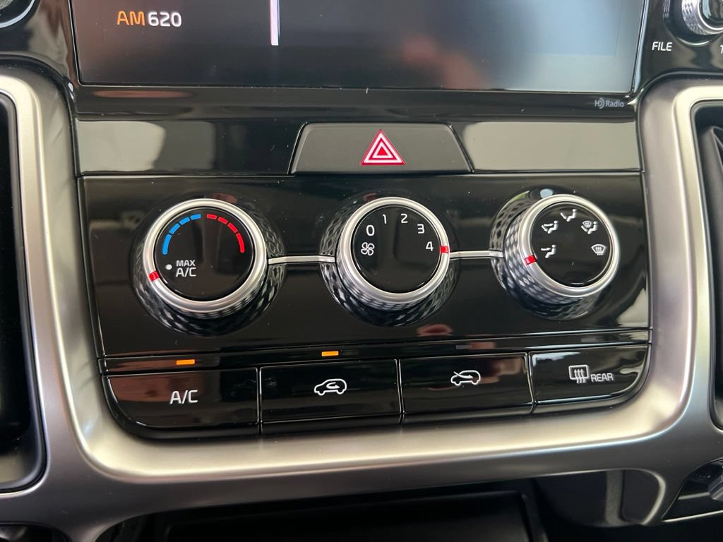 Certified 2022 Kia Sorento LX FWD image 47