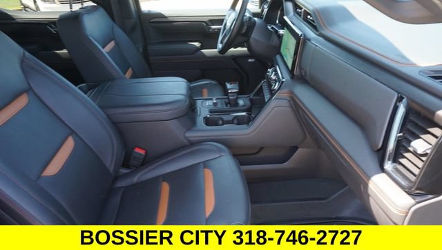 Certified 2025 GMC Sierra 1500 AT4 w/ AT4 Premium Package AWD/4WD image 23