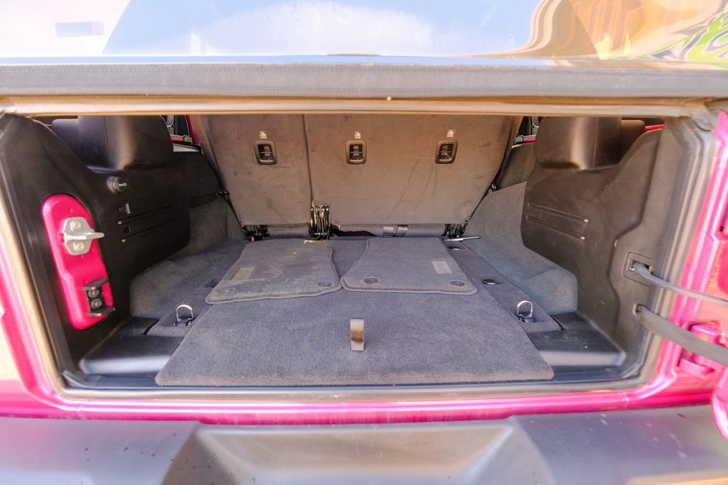 Used 2024 Jeep Wrangler Sport image 20