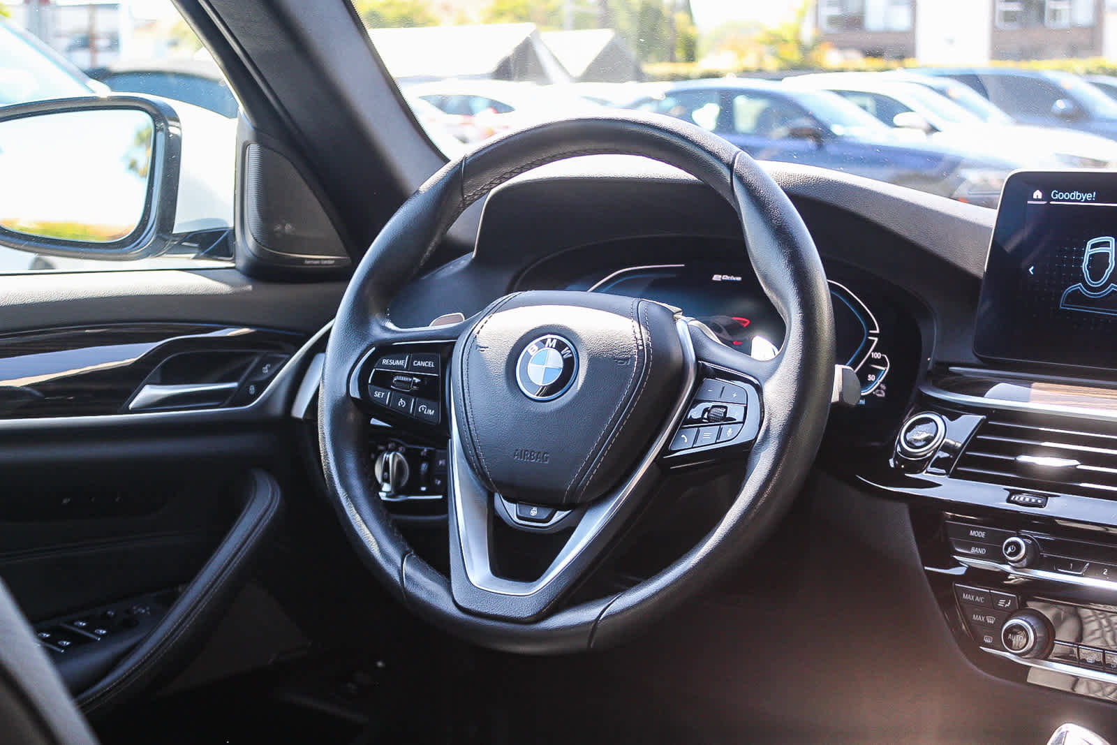 Certified 2023 BMW 530e RWD image 16