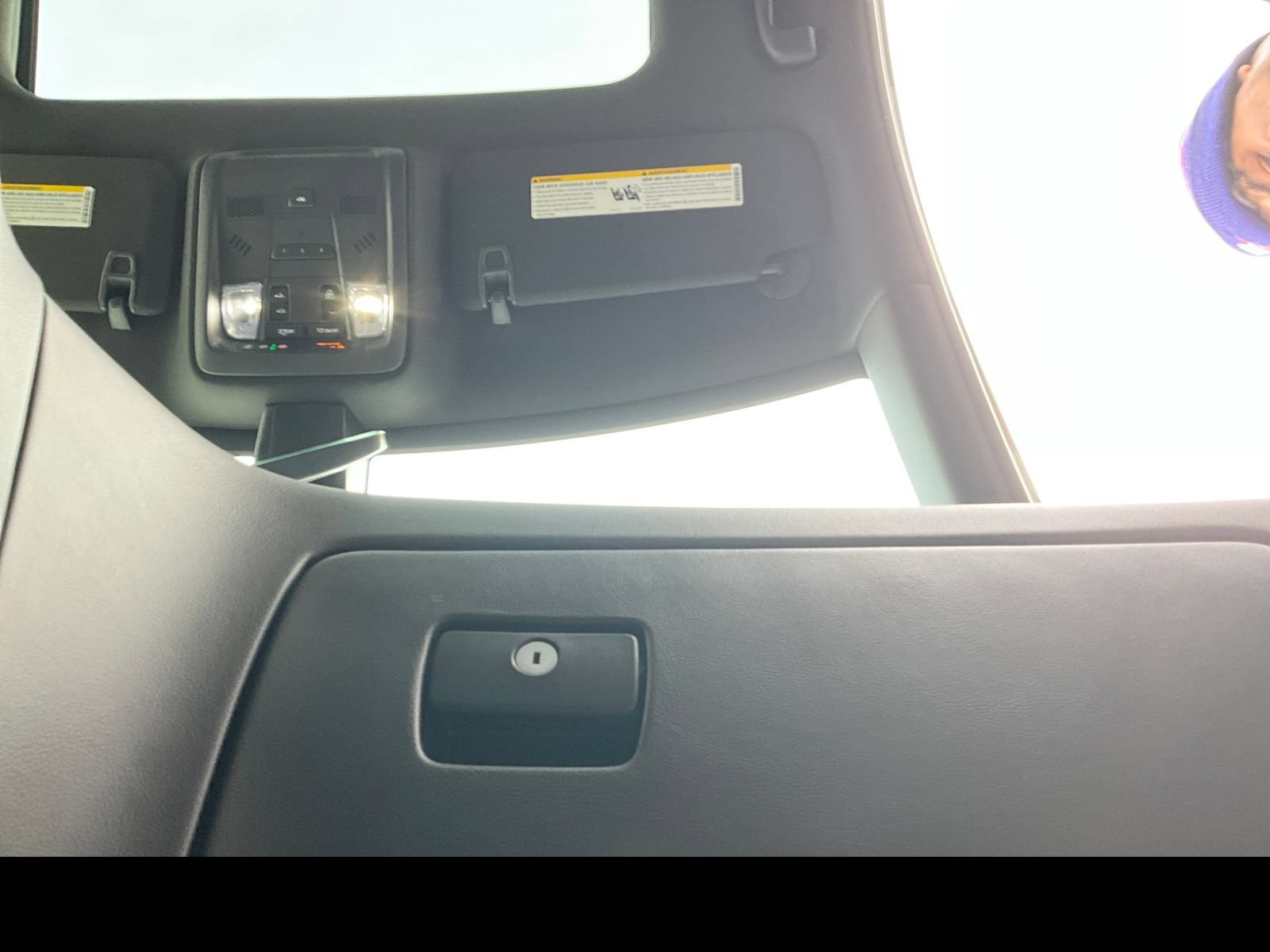 Certified 2022 Cadillac XT5 Premium Luxury AWD/4WD image 28