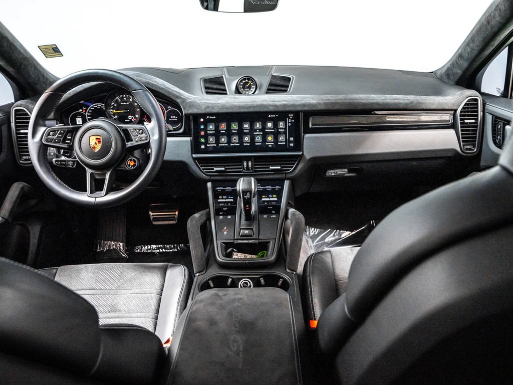 Certified 2023 Porsche Cayenne Turbo GT AWD/4WD image 25