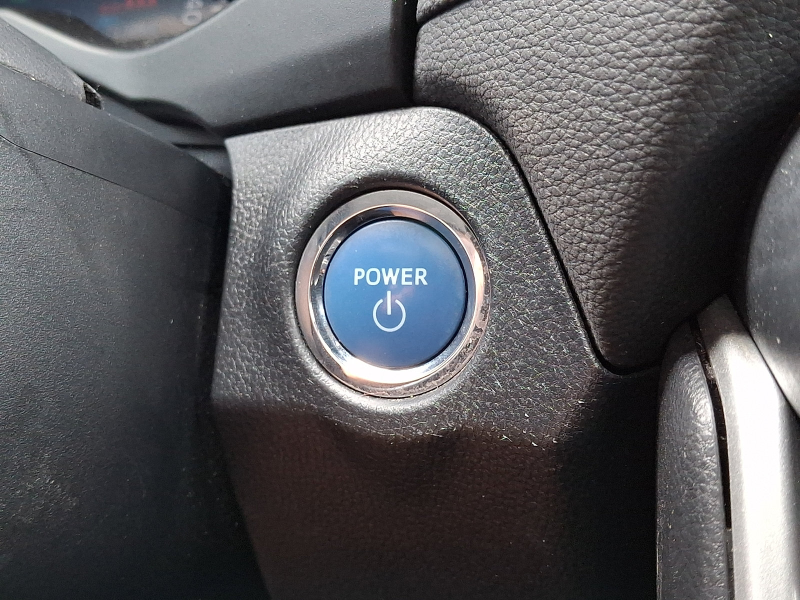 Used 2019 Toyota RAV4 Limited w/ Carpet Mat Package AWD/4WD image 26