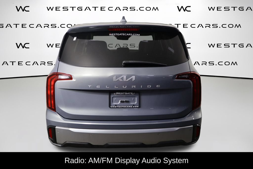 Used 2024 Kia Telluride LX FWD image 4