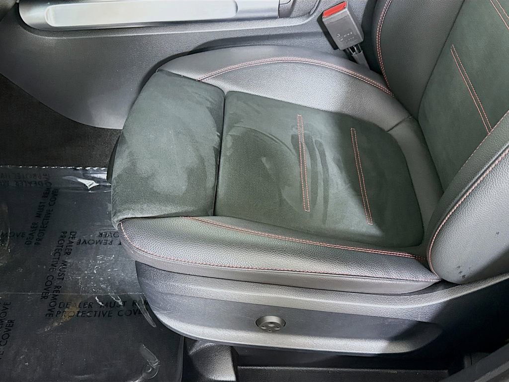 Used 2024 Mercedes-Benz GLB 35 AMG 4MATIC image 19