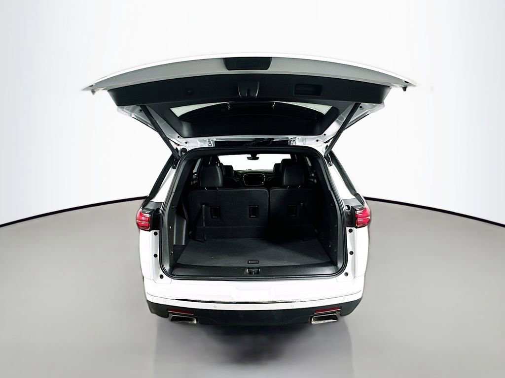 Used 2023 Chevrolet Traverse Premier image 28