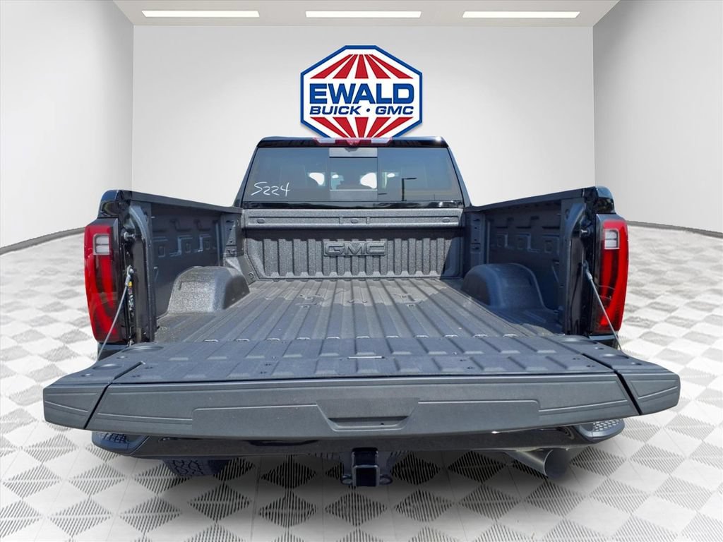 New 2026 GMC Sierra 2500 Denali Ultimate w/ LPO, Black Badging Package AWD/4WD image 7