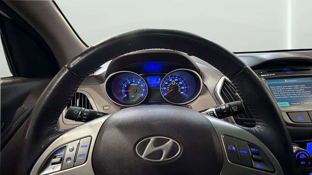 Used 2013 Hyundai Tucson Limited w/ Premium Pkg image 29