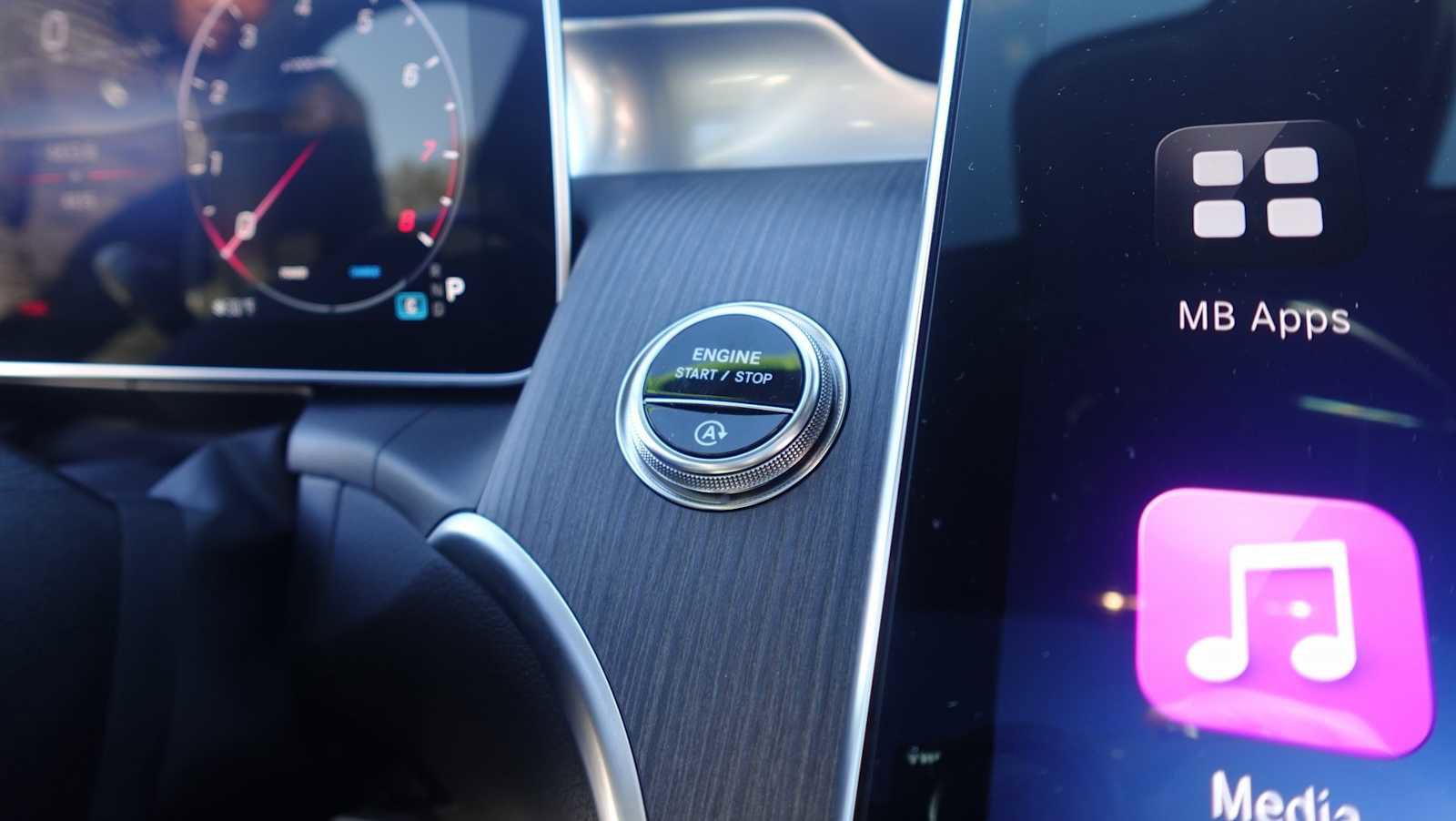 Used 2026 Mercedes-Benz GLC 300 4MATIC image 40