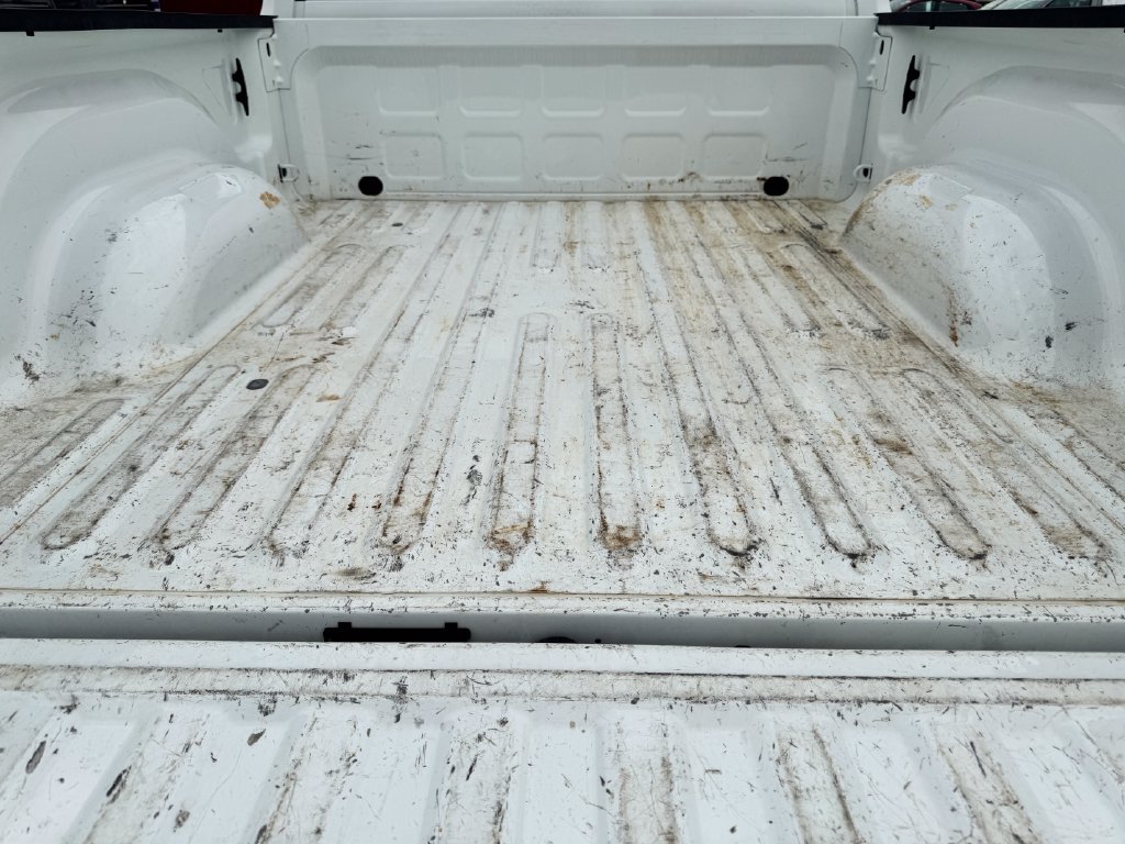 Used 2024 RAM 2500 Laramie w/ Safety Group AWD/4WD image 9