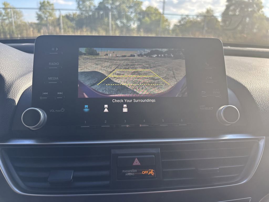 Used 2019 Honda Accord LX image 8