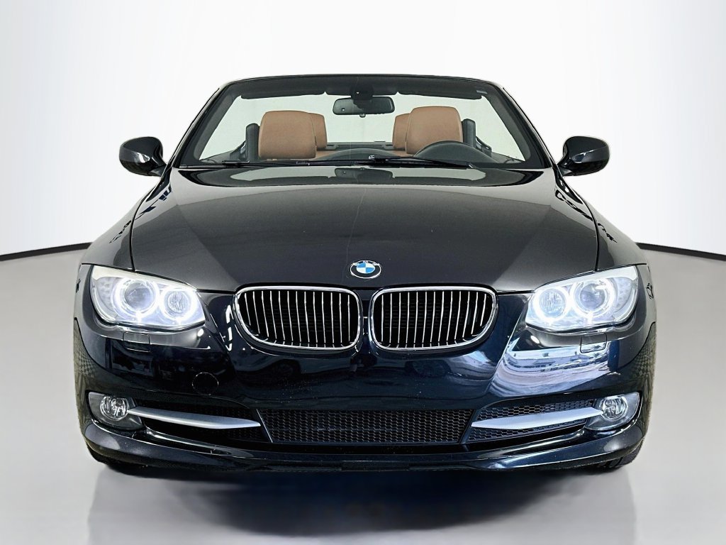 Used 2013 BMW 328i Convertible w/ Premium Pkg RWD image 2