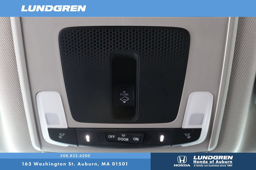 Used 2025 Honda CR-V EX-L image 29