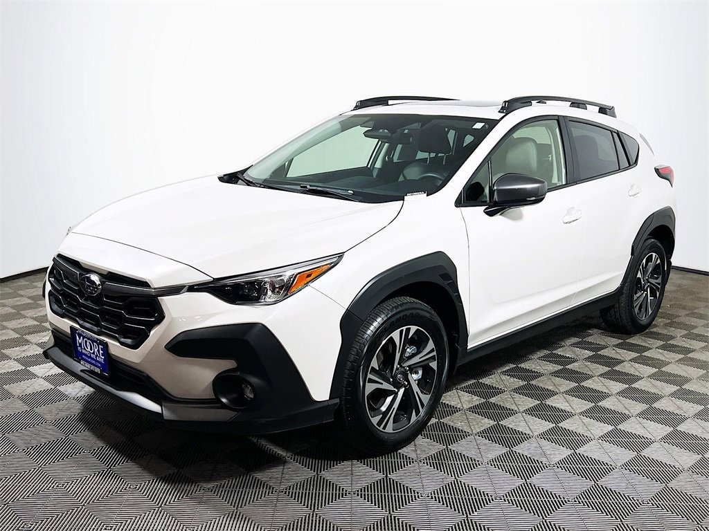 Used 2024 Subaru Crosstrek 2.0i Premium image 4