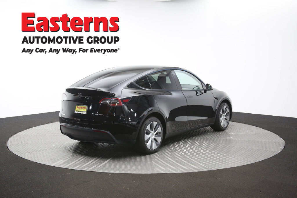 Used 2022 Tesla Model Y Long Range AWD/4WD image 39