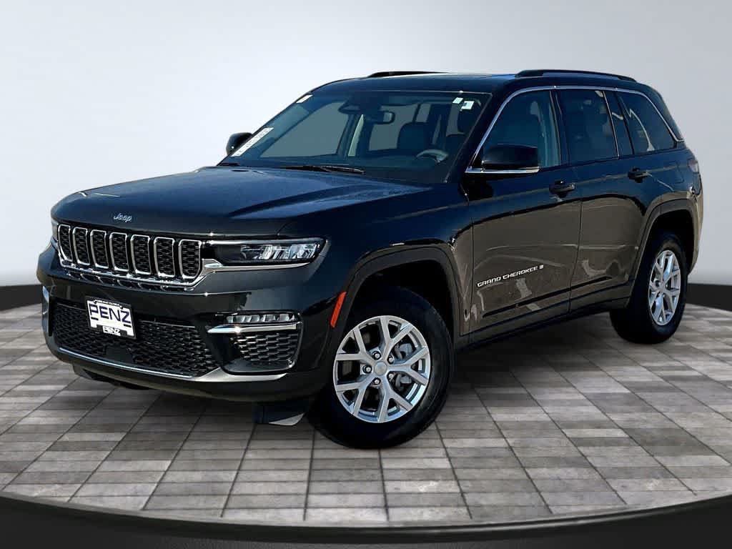 Used 2023 Jeep Grand Cherokee Limited w/ Trailer Tow Prep Group (B) AWD/4WD image 1