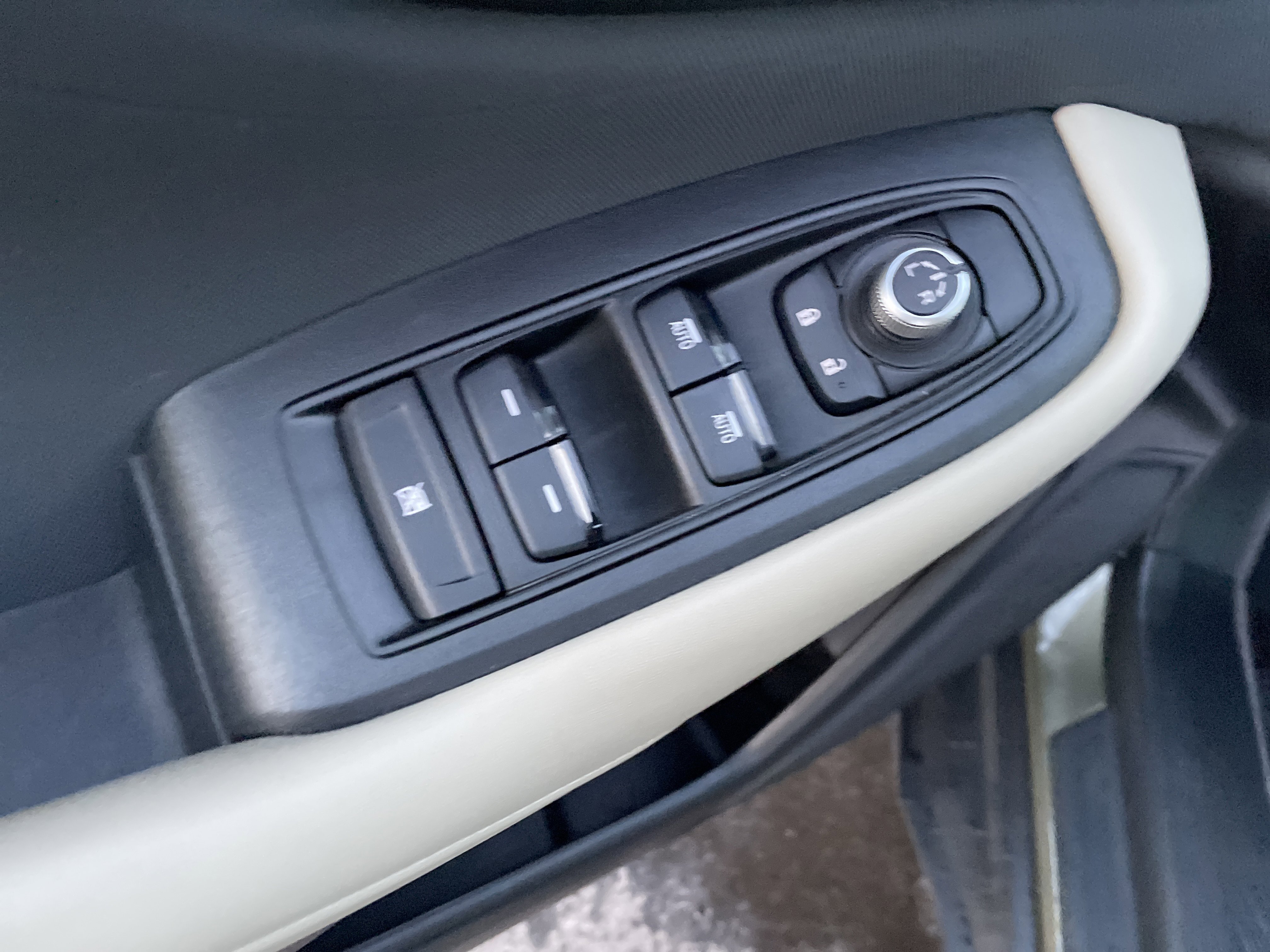 Certified 2025 Subaru Outback Premium image 22