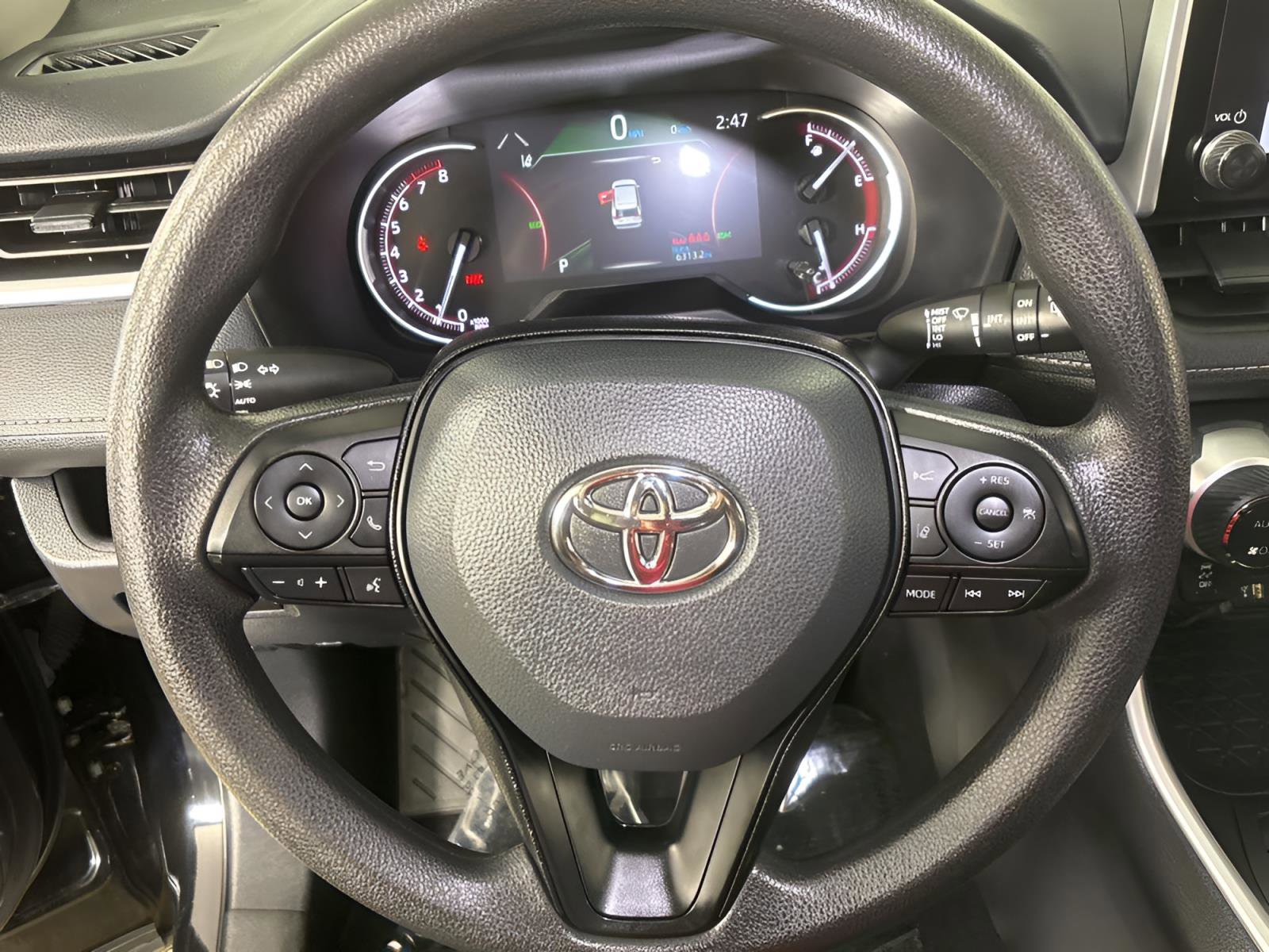 Used 2024 Toyota RAV4 XLE image 18