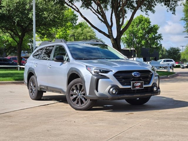 Used 2025 Subaru Outback Onyx Edition image 2