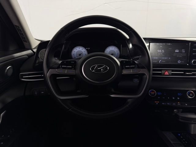 Used 2022 Hyundai Elantra SEL w/ Convenience Package image 21