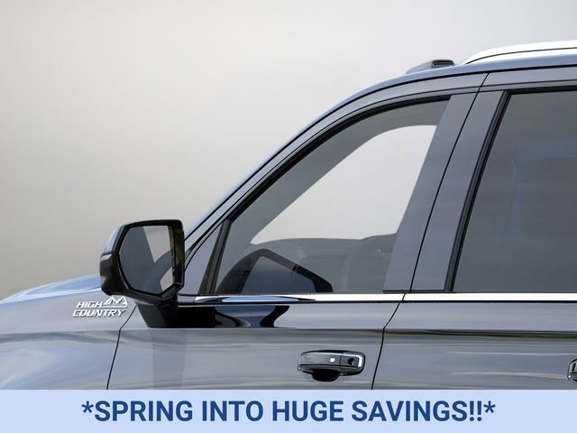 New 2026 Chevrolet Suburban High Country image 12