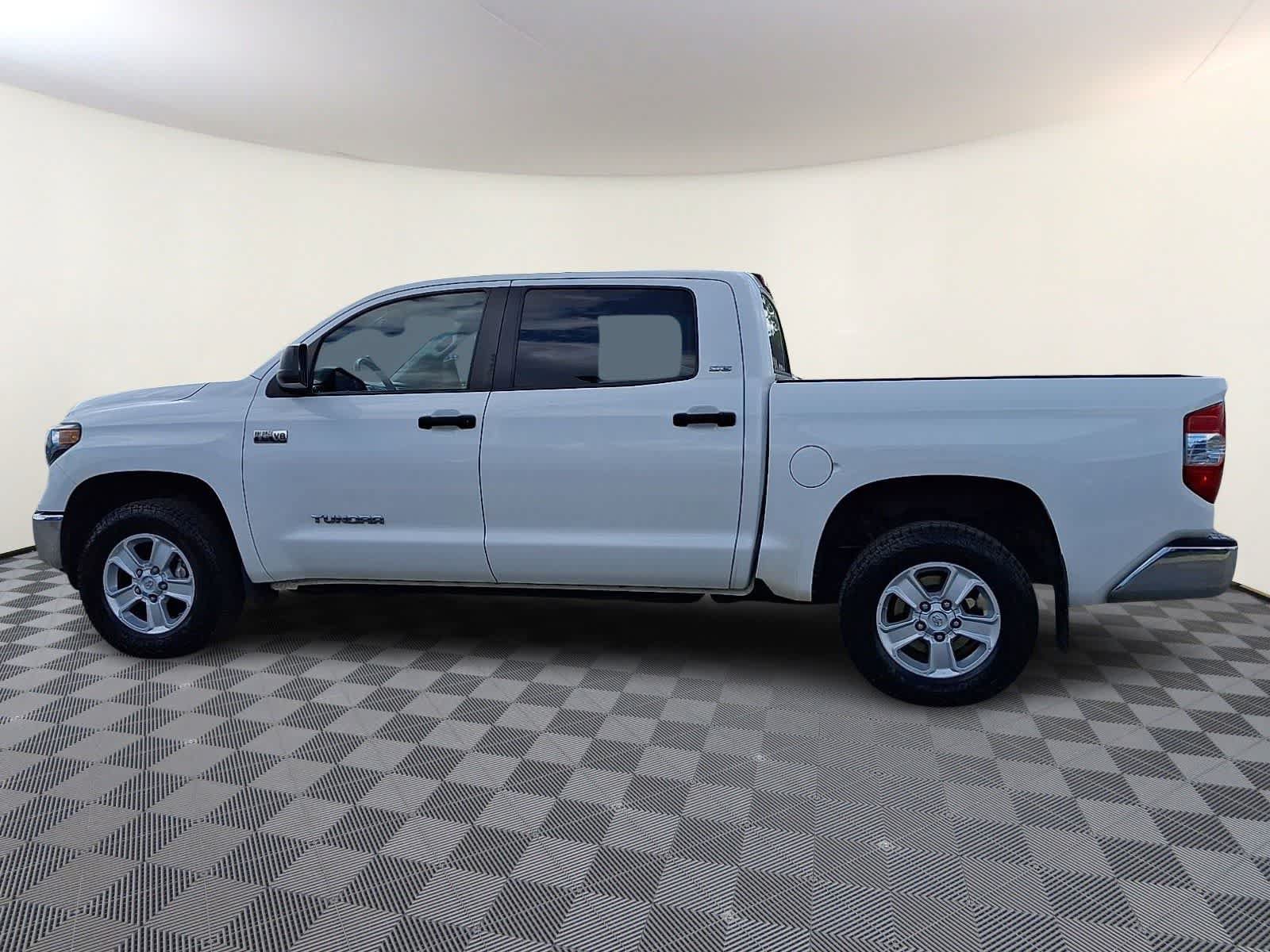 Certified 2021 Toyota Tundra SR5 w/ SR5 Upgrade Package AWD/4WD image 10