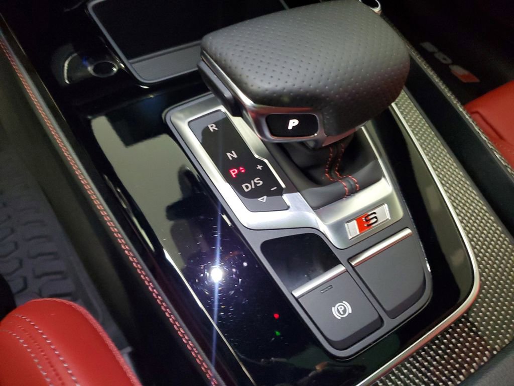 Certified 2023 Audi SQ5 Premium Plus w/ Premium Plus Package AWD/4WD image 34