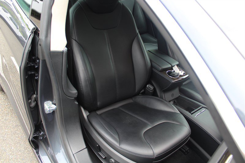 Used 2015 Tesla Model S 85D AWD/4WD image 29