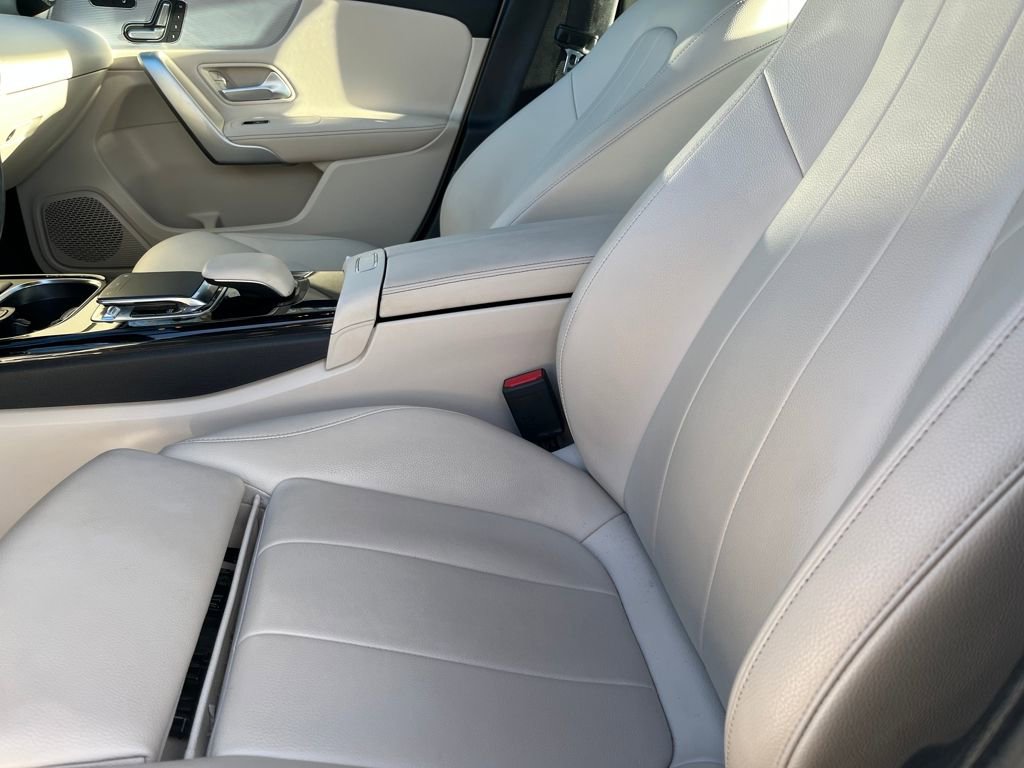 Used 2020 Mercedes-Benz A 220 A 220 image 11