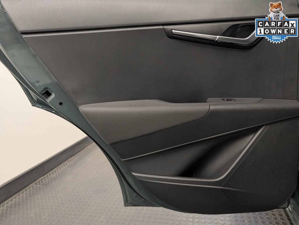 Certified 2025 Kia Niro EX Touring FWD image 27