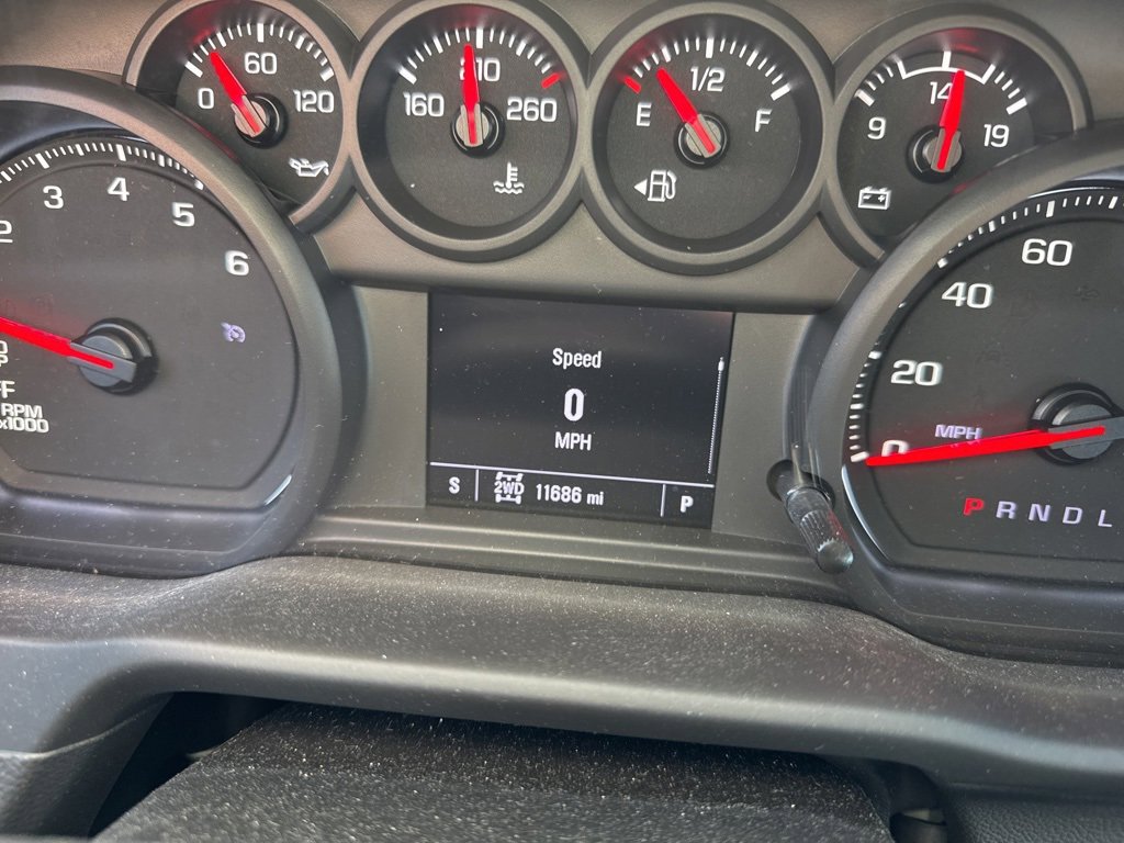 Used 2024 Chevrolet Silverado 1500 Custom image 9