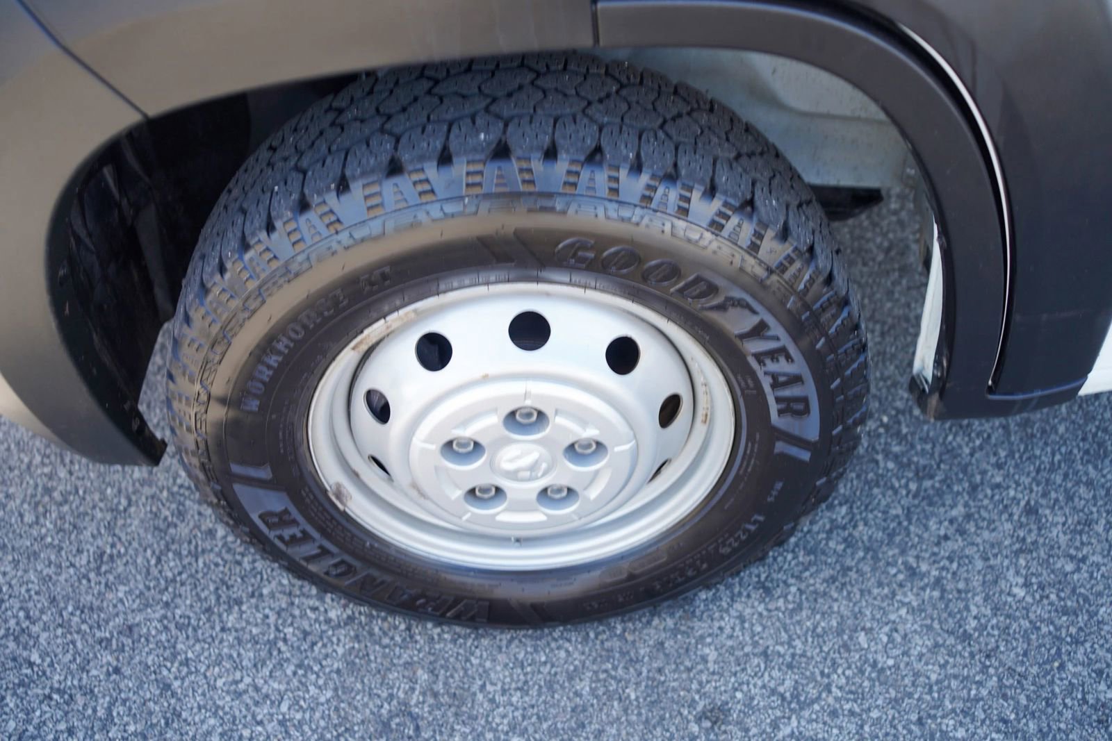 Used 2021 RAM ProMaster 2500 FWD image 13