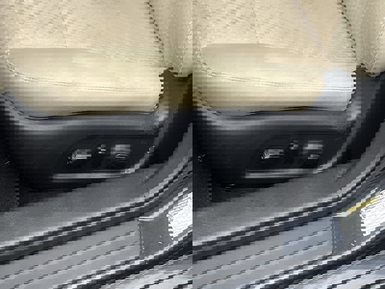 Used 2017 Nissan Altima 2.5 SV image 9