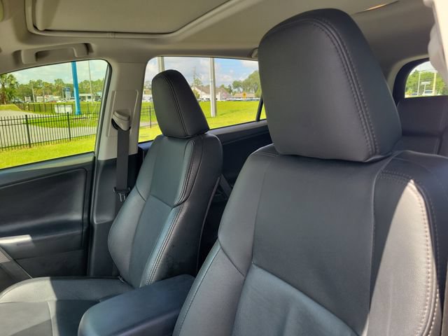 Used 2018 Toyota RAV4 XLE FWD image 19