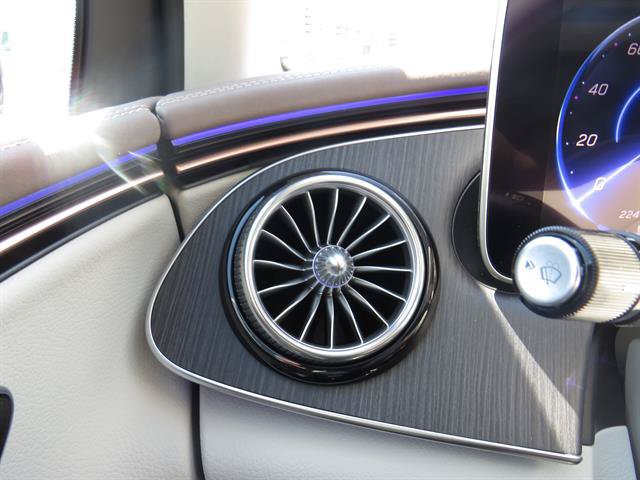 Certified 2023 Mercedes-Benz EQE 350+ 4MATIC SUV w/ Exclusive Trim Package image 15
