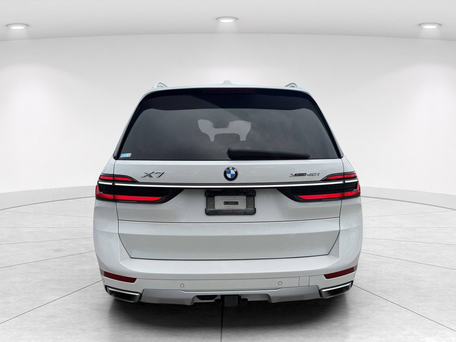 Certified 2024 BMW X7 xDrive40i w/ Executive Package AWD/4WD image 5