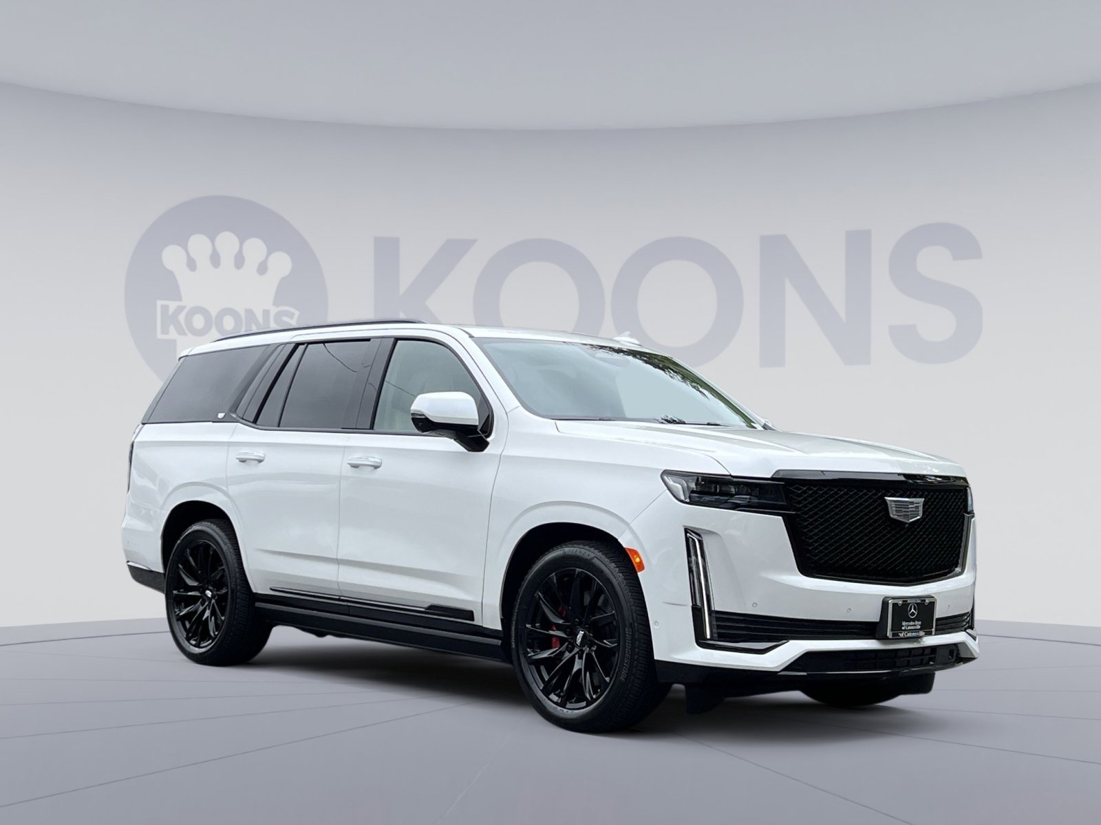 Used 2022 Cadillac Escalade Sport Platinum w/ LPO, ONYX Package image 8