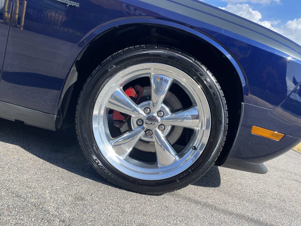 Used 2013 Dodge Challenger R/T RWD image 11