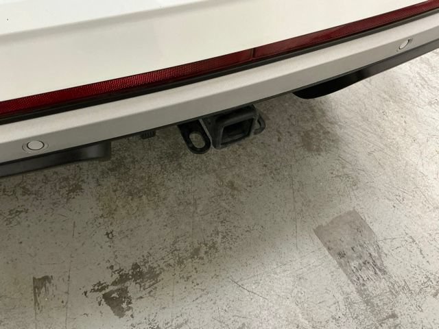 Used 2024 Volkswagen Atlas Peak Edition SE AWD/4WD image 6