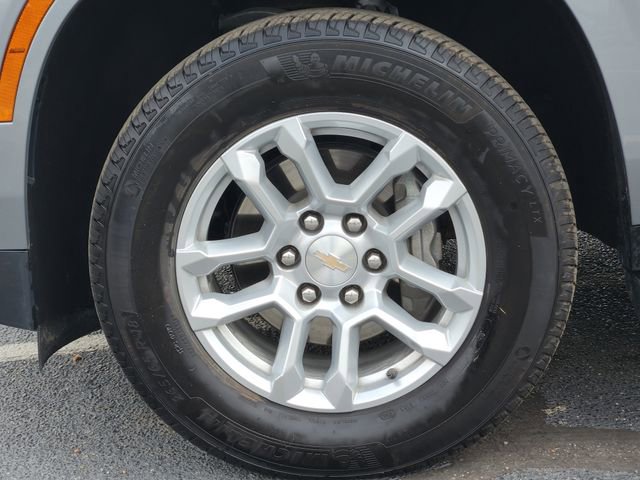 Used 2025 Chevrolet Tahoe LT image 8