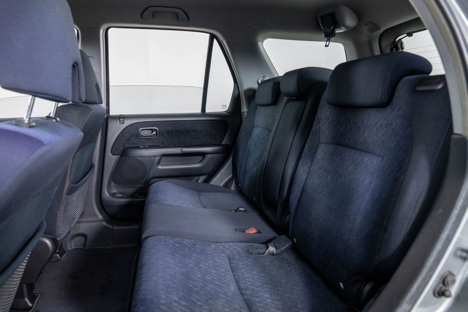 Used 2005 Honda CR-V LX image 17