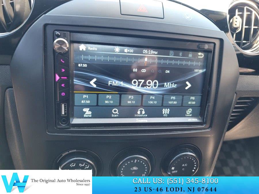 Used 2008 MAZDA MX-5 Miata Touring RWD image 23