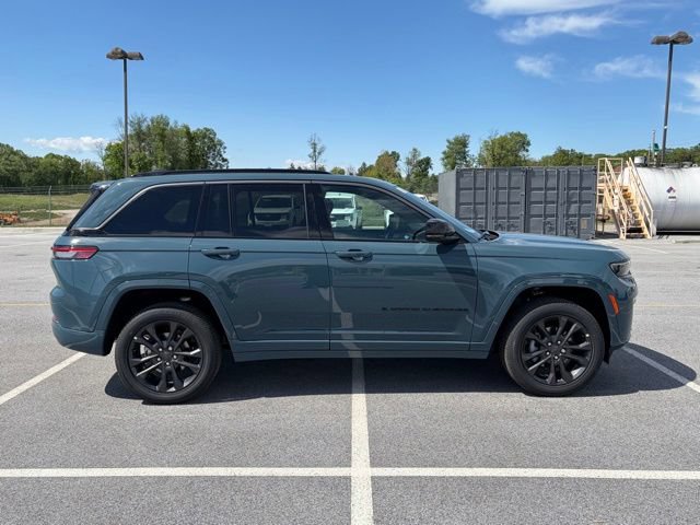 New 2026 Jeep Grand Cherokee Limited AWD/4WD image 9