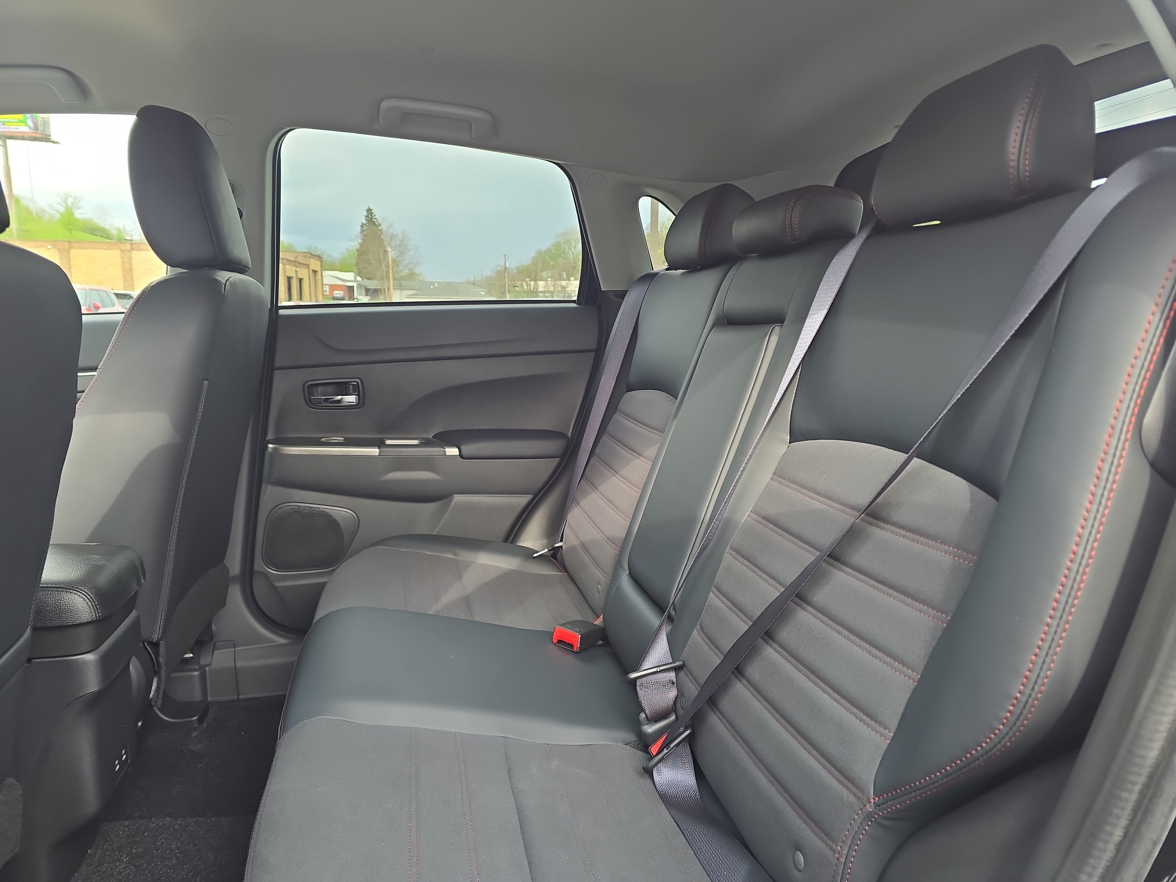 New 2026 Mitsubishi Outlander Sport SE AWD/4WD image 25