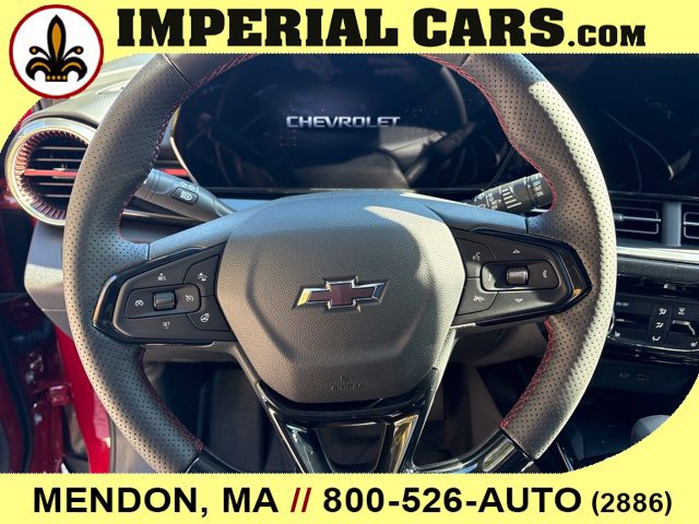 New 2026 Chevrolet Trax RS w/ Sunroof Package FWD image 16