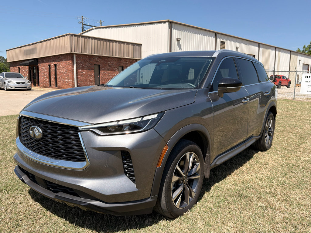 Used 2023 INFINITI QX60 Luxe image 6
