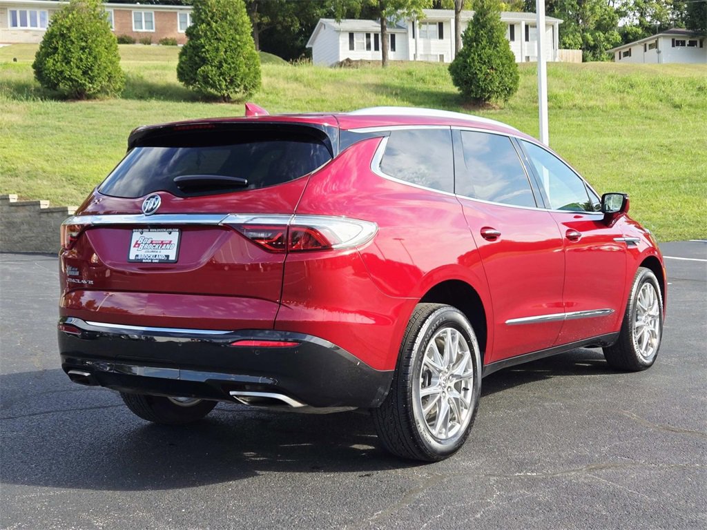 Used 2023 Buick Enclave Essence w/ Experience Buick Package image 5
