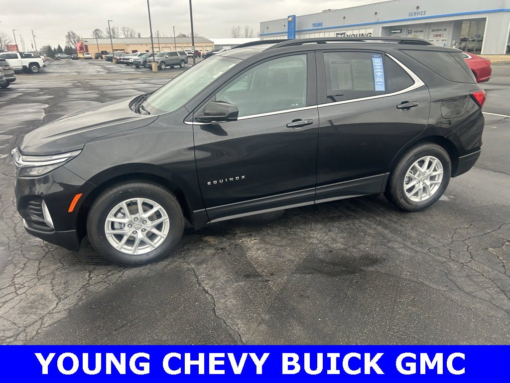 Certified 2022 Chevrolet Equinox LT image 1