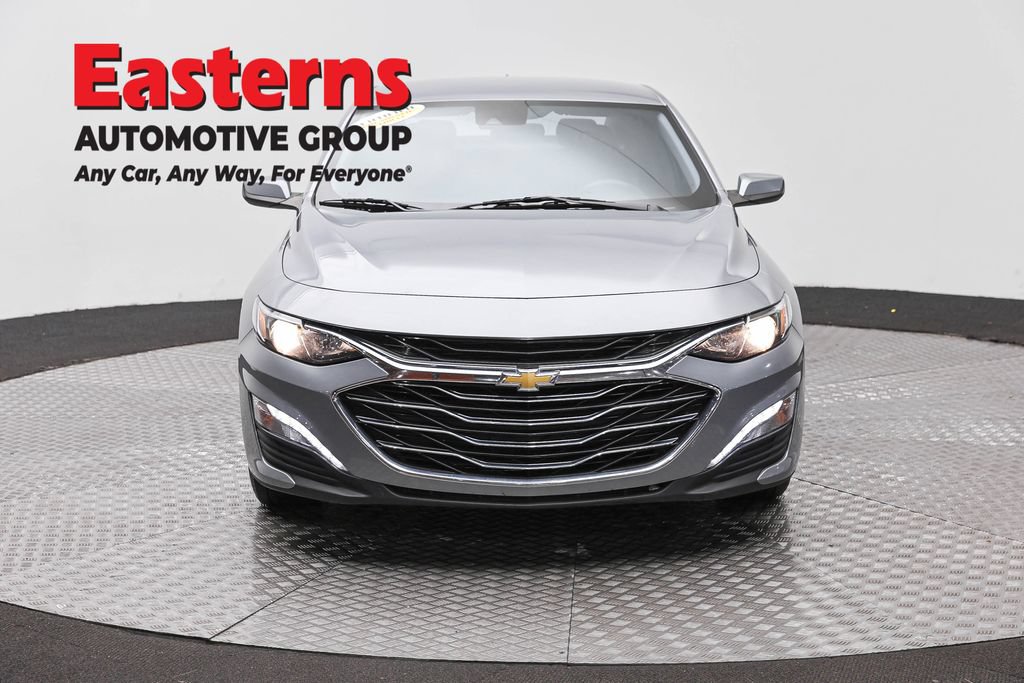Used 2023 Chevrolet Malibu LT FWD image 4