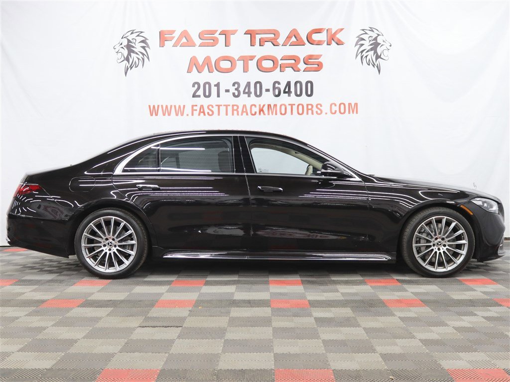 Used 2022 Mercedes-Benz S 580 4MATIC Sedan image 4